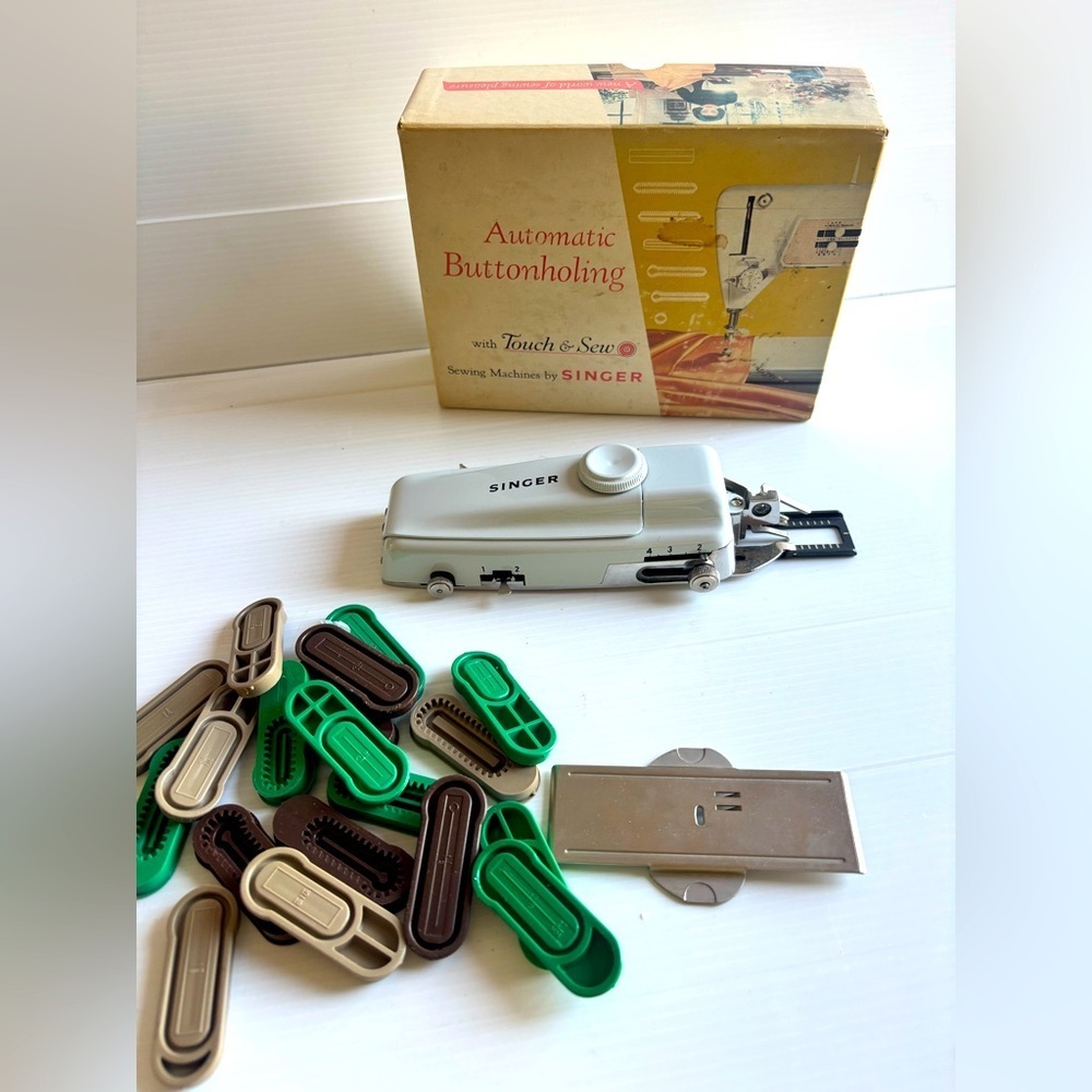Vintage Singer Touch and Sew Sewing Machine